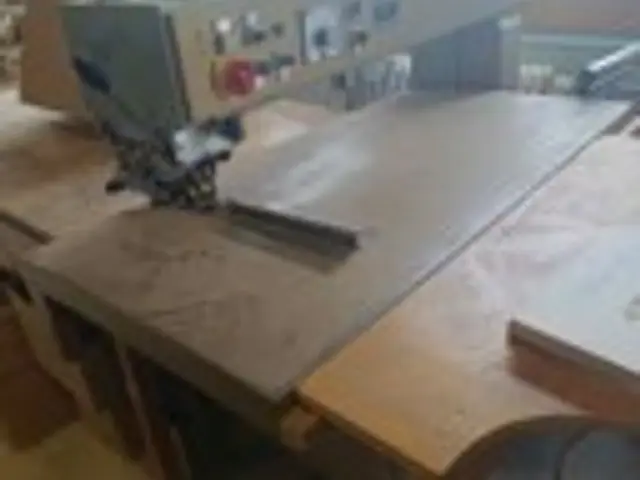 Haug Veneer splicer