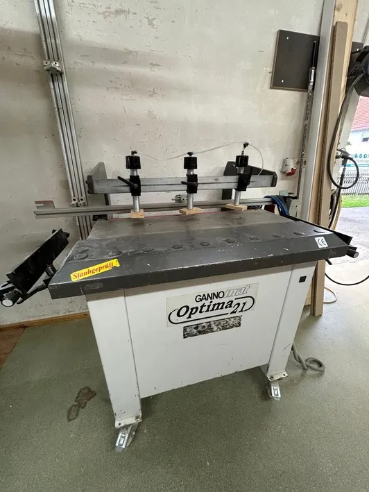 Universal Dowel drilling machine Ganner